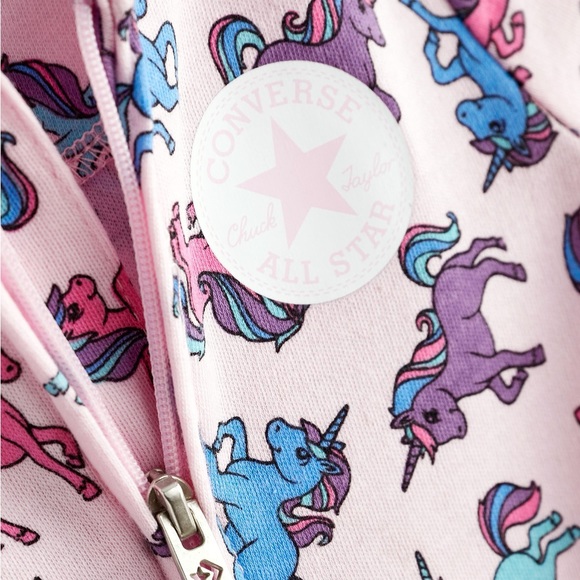 6 months baby girls Converse unicorn 🦄 printed long sleeve footie - Picture 3 of 5